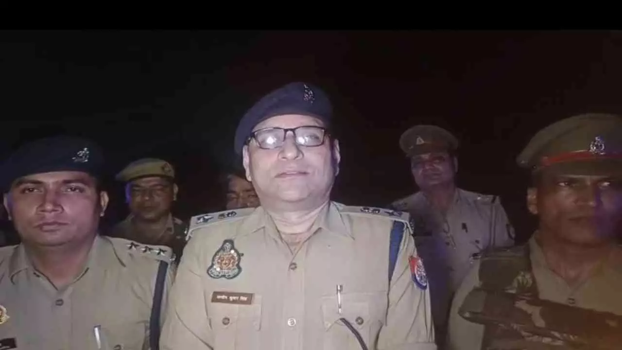 Shamli News: शामली में गोतस्कर से मुठभेड़, ₹25 हजार का इनामी बदमाश गिरफ्तार