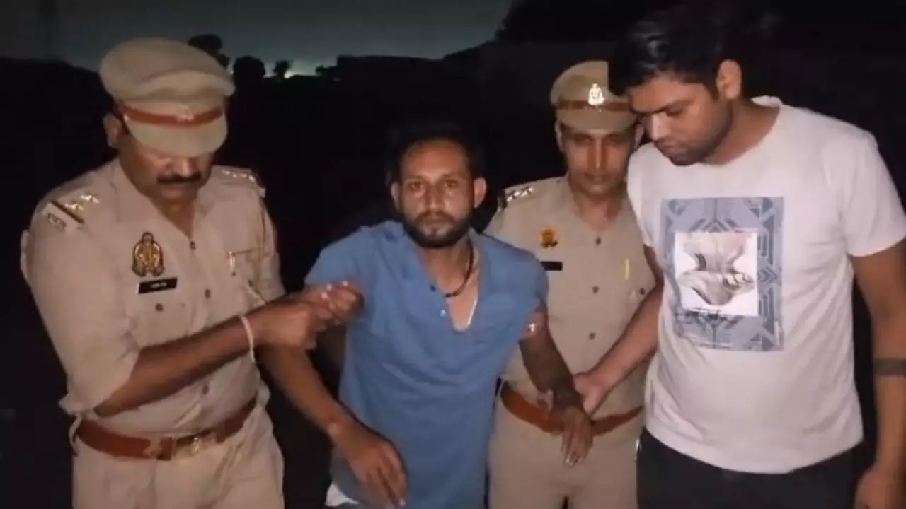 Bulandshahr News: सिकंदराबाद में मुठभेड़, बदमाश आबिद को लगी गोली, दो फरार
