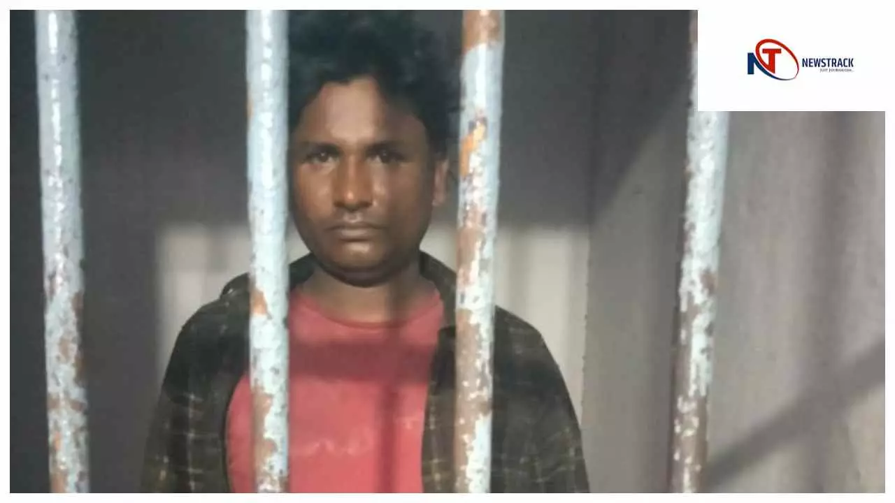 Rohingya Man Arrested in Hapur with Fake Documents by ATS | Hapur News : ATS का ऑपरेशन हापुड़: मस्जिद के पास छिपा रोहिंग्या युवक गिरफ्तार, फर्जी दस्तावेज बरामद | News Track in Hindi