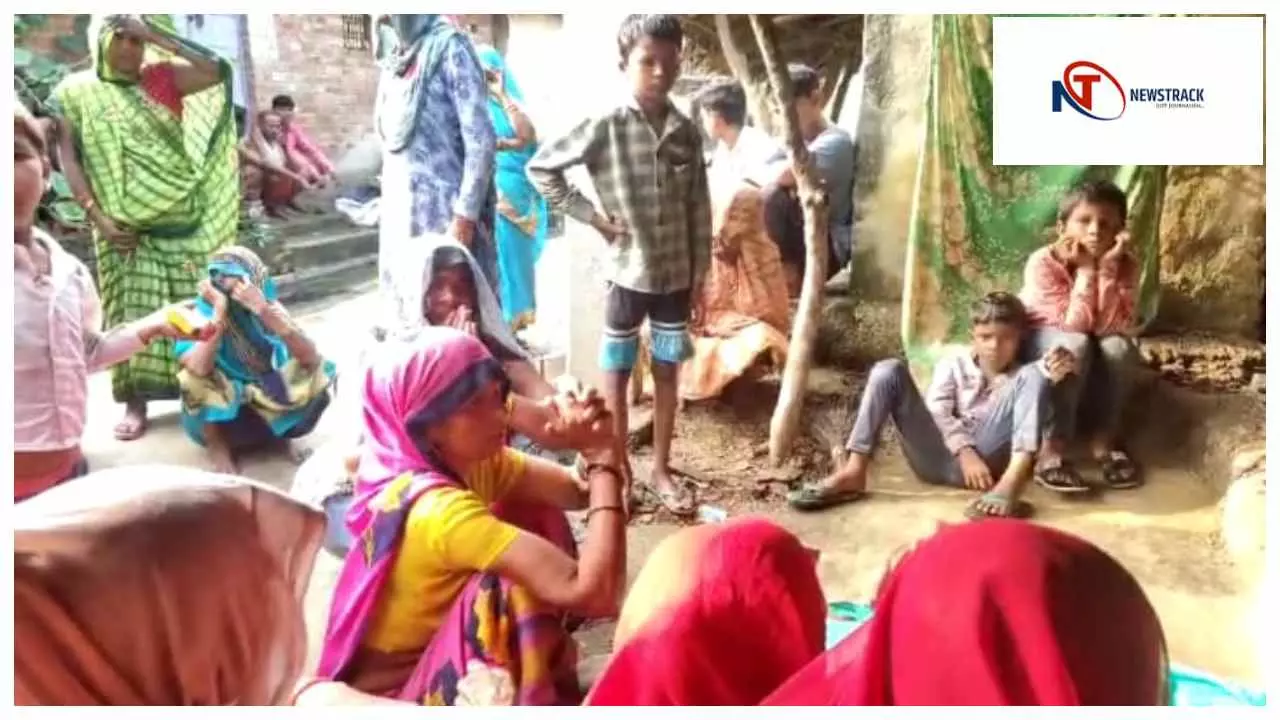 Hamirpur News:  सांप के काटने से भाई-बहन की मौत, आवास न होने पर जमीन पर सोए थे मासूम