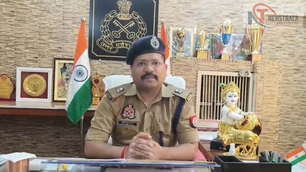 Mathura Jail celebrates Gandhi-Shastri Jayanti with flag hoisting | Mathura News: मथुरा जिला कारागार में गांधी-शास्त्री जयंती पर ध्वजारोहण व कार्यक्रम | News Track in Hindi