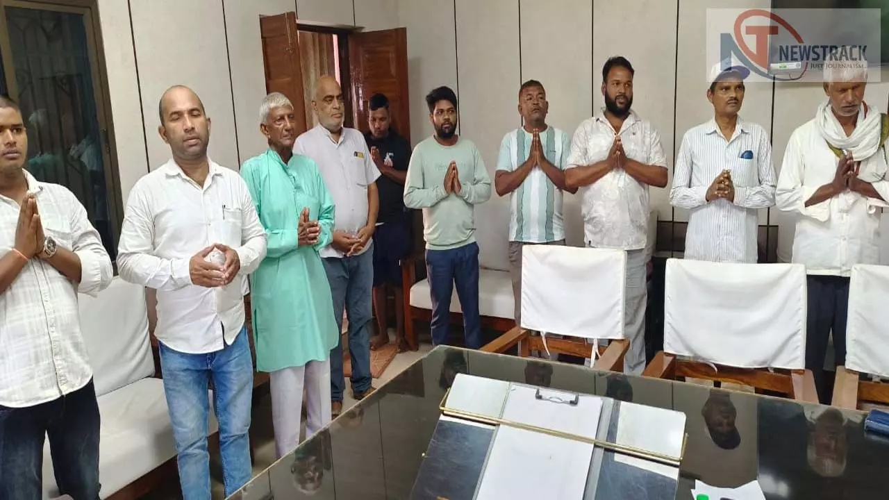 Chandauli News: गांधी जयंती पर वेबिनार, स्वदेशी और आत्मनिर्भरता की प्रासंगिकता पर हुई चर्चा