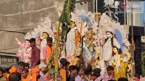 Maa Durga statue immersion with joy, complicated security arrangements Maa Durga statue immersion with joy, complicated security arrangements