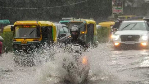 अब 2 दिन बाद पलटेगा मौसम, दिल्ली में होगी झमाझम बारिश, IMD ने जारी किया येलो अलर्ट