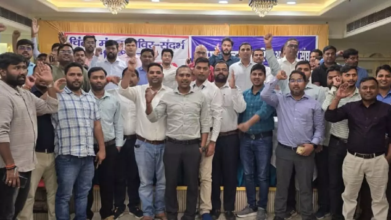 Electricity Privatization के खिलाफ इंजीनियरों का गुस्सा, प्रस्ताव किया खारिज, सामूहिक जेल भरो...