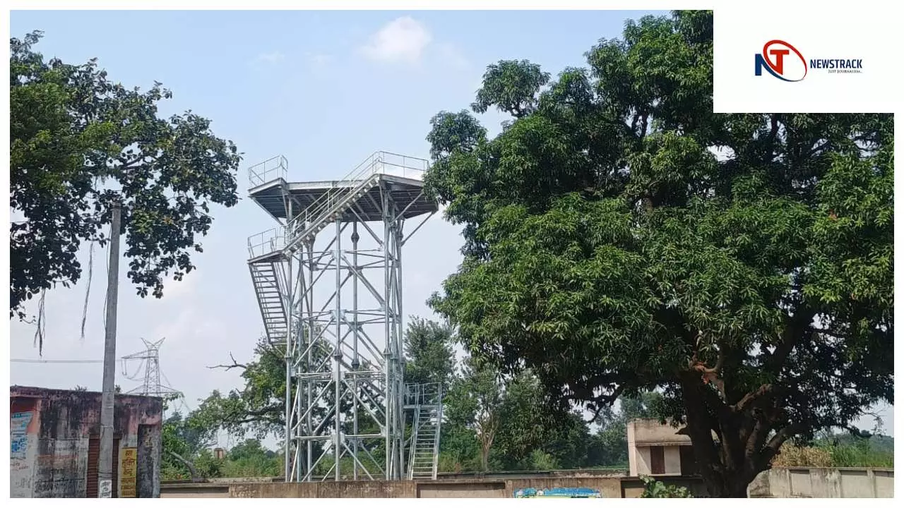 Etah News: एटा में जल निगम पर आरोप: बिना टैंक पाइपलाइन मीठे पानी की सप्लाई