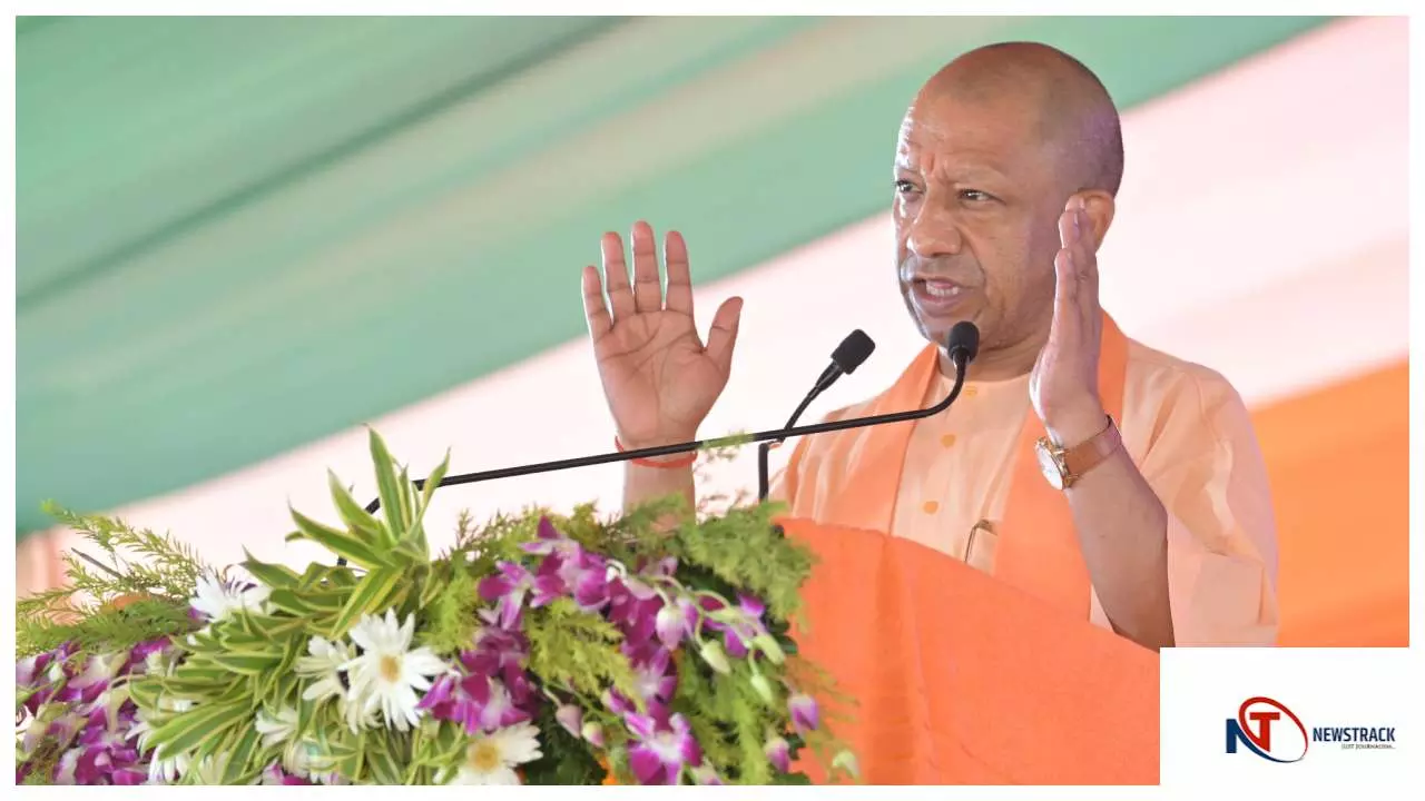 Gorakhpur : मुख्यमंत्री योगी ने गोरखपुर में 160 गरीबों को दिए आवास, माफिया से मुक्त जमीन पर निर्माण