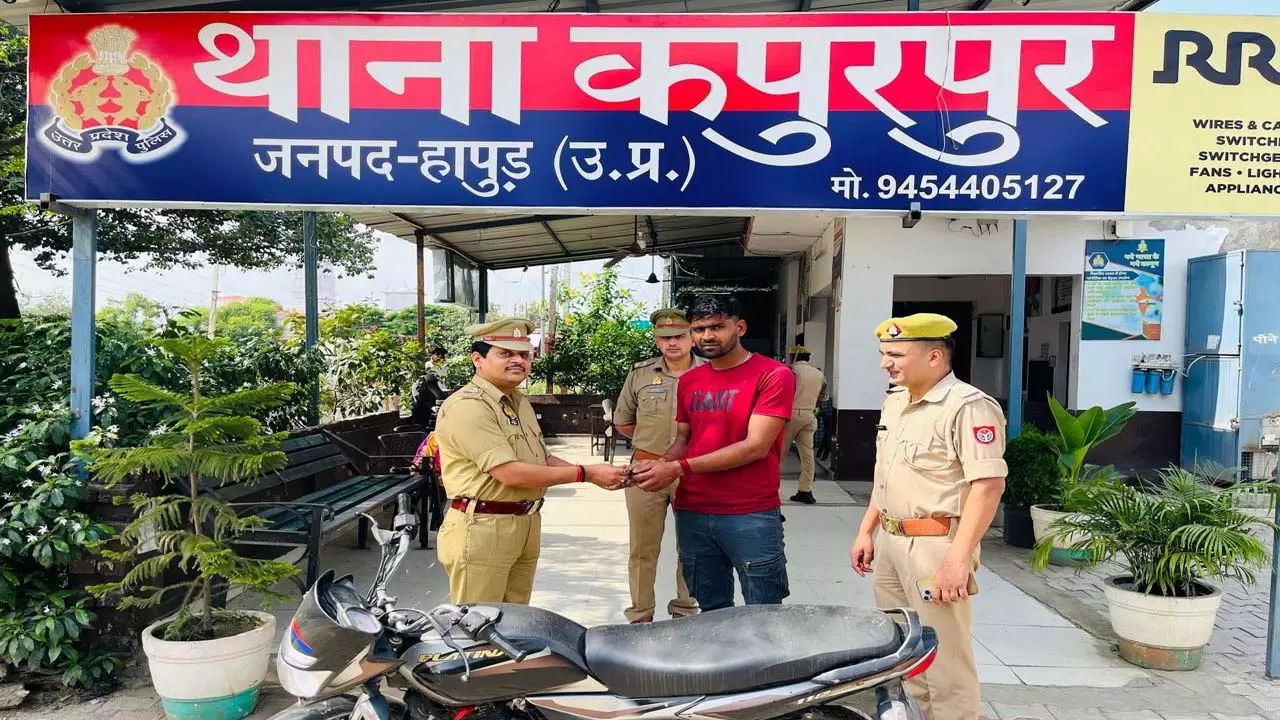 Hapur police recover 14 bikes and 1 car Hapur police recover 14 bikes and 1 car