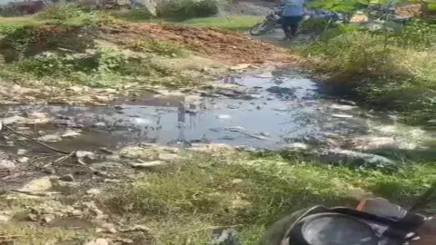 Etah News: नाली में डूबने से ढाई साल के मासूम की मौत, परिवार में मचा कोहराम
