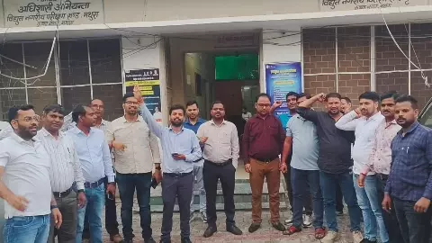 Electricity Privatization किसानों के हित में नहीं! सब्सिडी समाप्ति और बिजली दरों में वृद्धि का खतरा