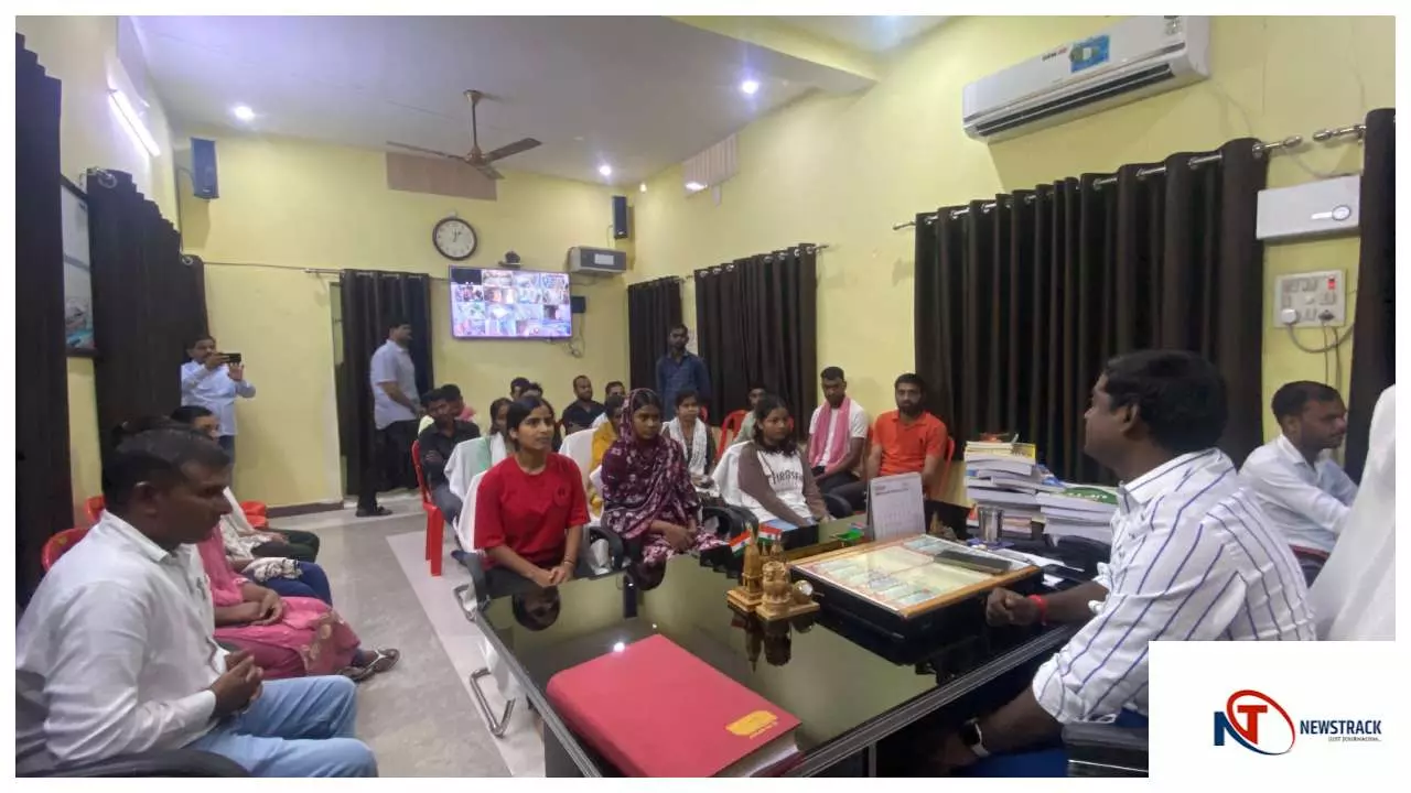 Chandauli News: सशक्त नारी, सुरक्षित चंदौली: मिशन शक्ति-5.0 से बदल रही महिलाओं की दुनिया