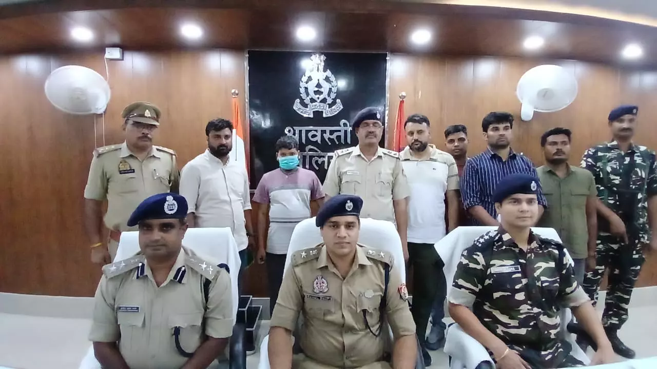 Shravasti News: श्रावस्ती में ₹1.19 लाख की नकली करेंसी बरामद, चंडीगढ़ पुलिस की मदद से आरोपी गिरफ्तार