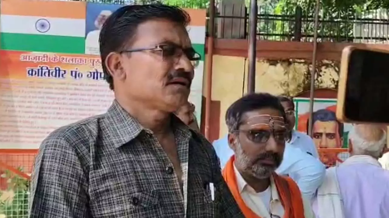 Banda DM shows harsh view on Mussoorie panchayat corruption, demands probe report from DPRO