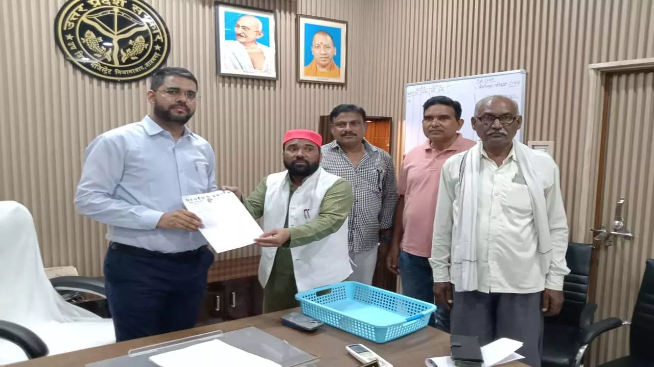 Sit-in protest if corruption is not curbed in Azamgarh tehsil