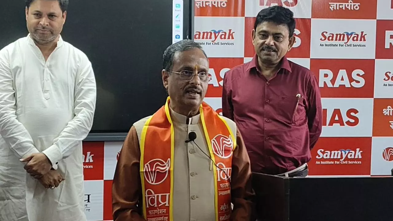 Dr. Dinesh Sharma Emphasizes Value-Based Education in Jaipur
