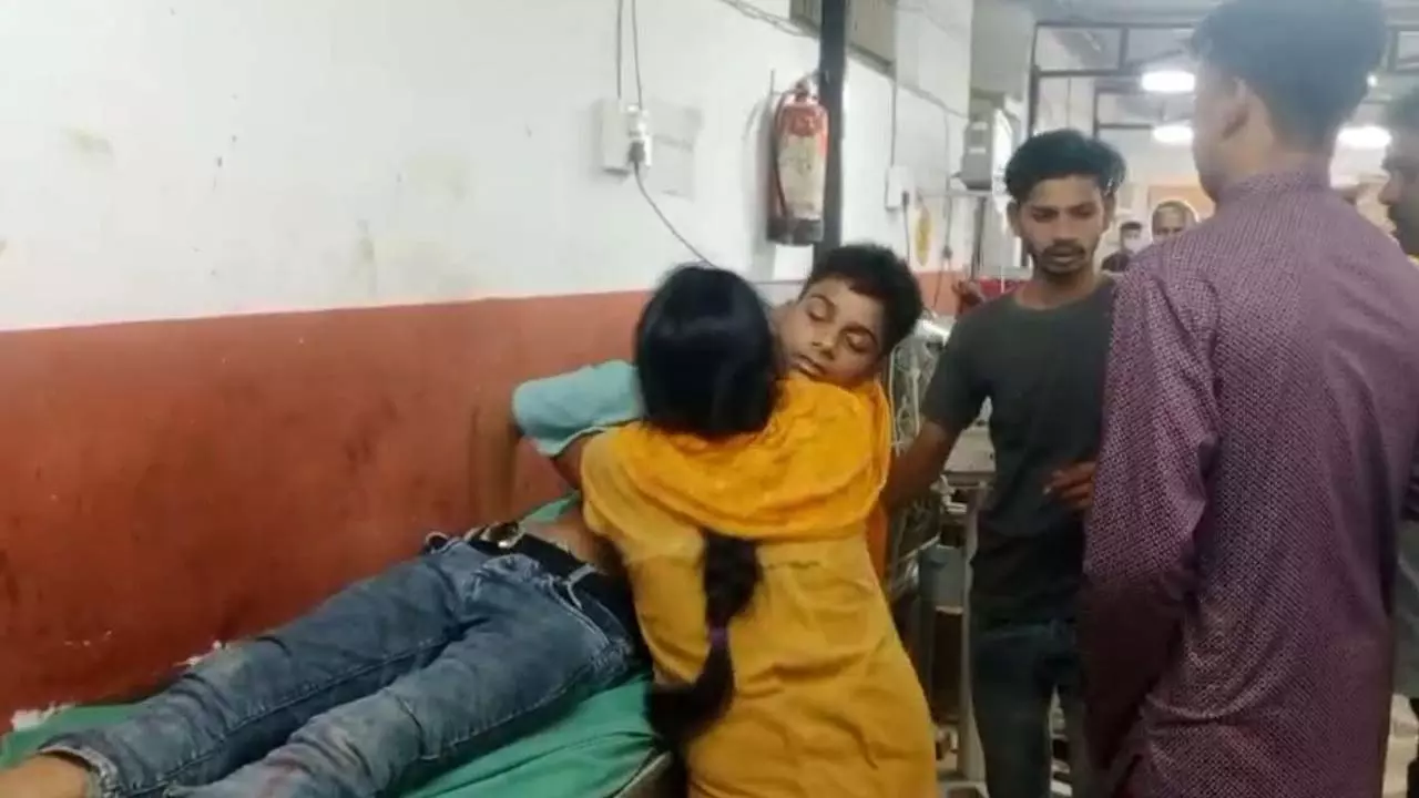 Tragic accident from falling hypertension line, death of son of priest, injury to two people