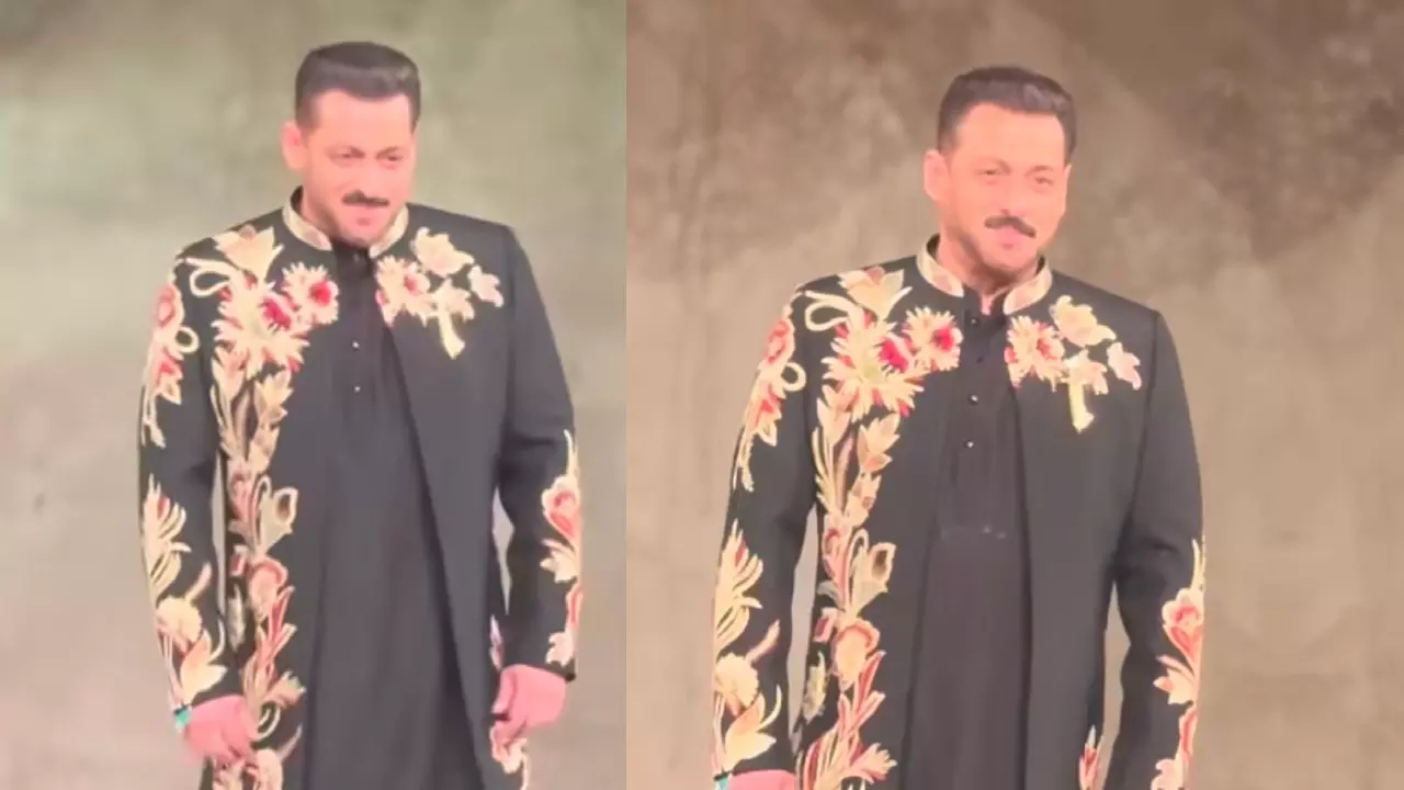 Salman Khan Ramp Walks Vikram Phadnis Video