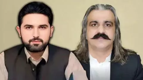 Pakistan Khyber Dual Chief Ministers Crisis Pakistan Khyber Dual Chief Ministers Crisis