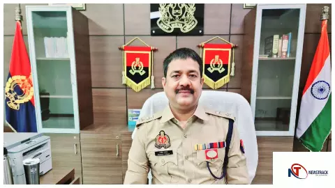 Kaushambi News :  अंधेरी गलियों में अब होगी रौशनी, एसपी राजेश कुमार की पहल से बढ़ेगी सुरक्षा