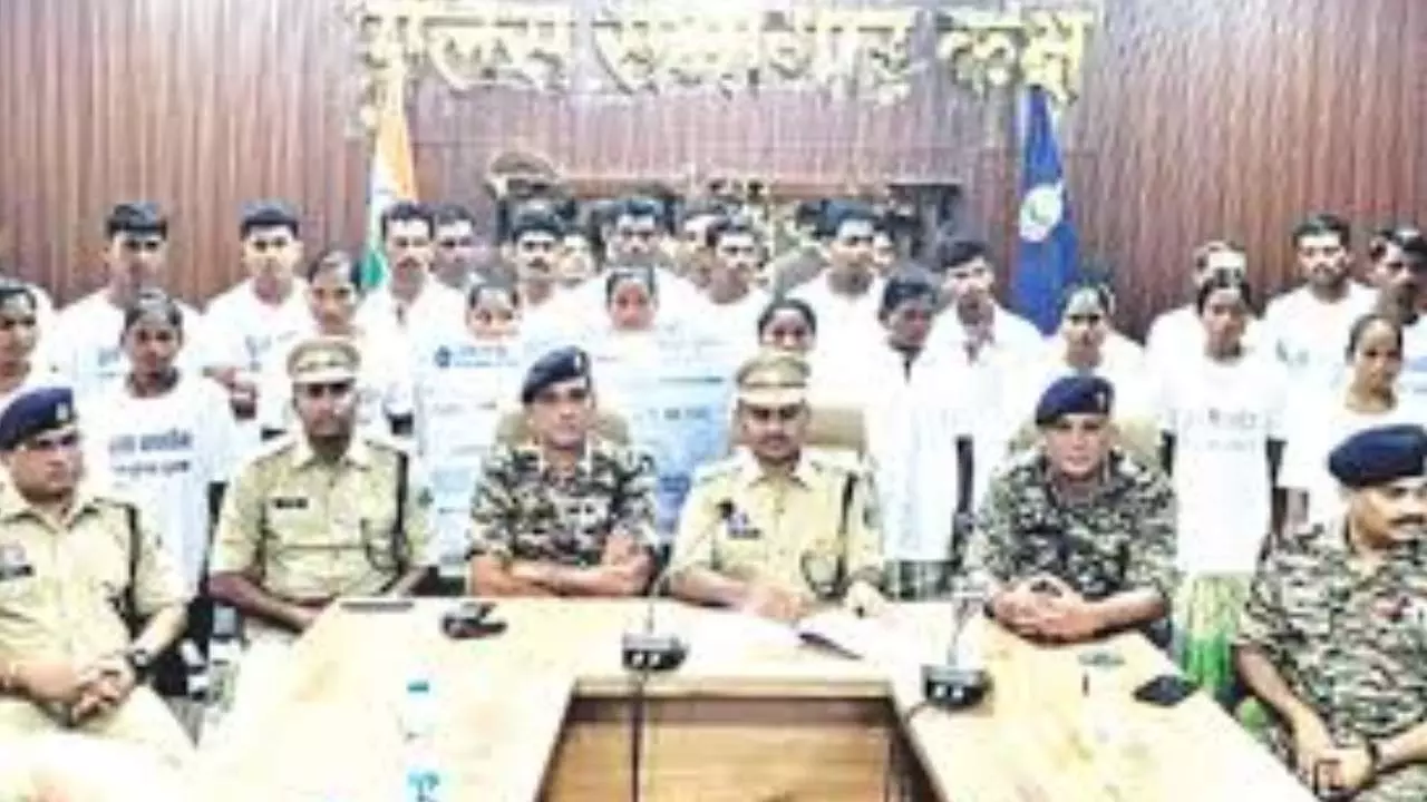 Chhattisgarh_ 27 naxalites surrender in Sukma