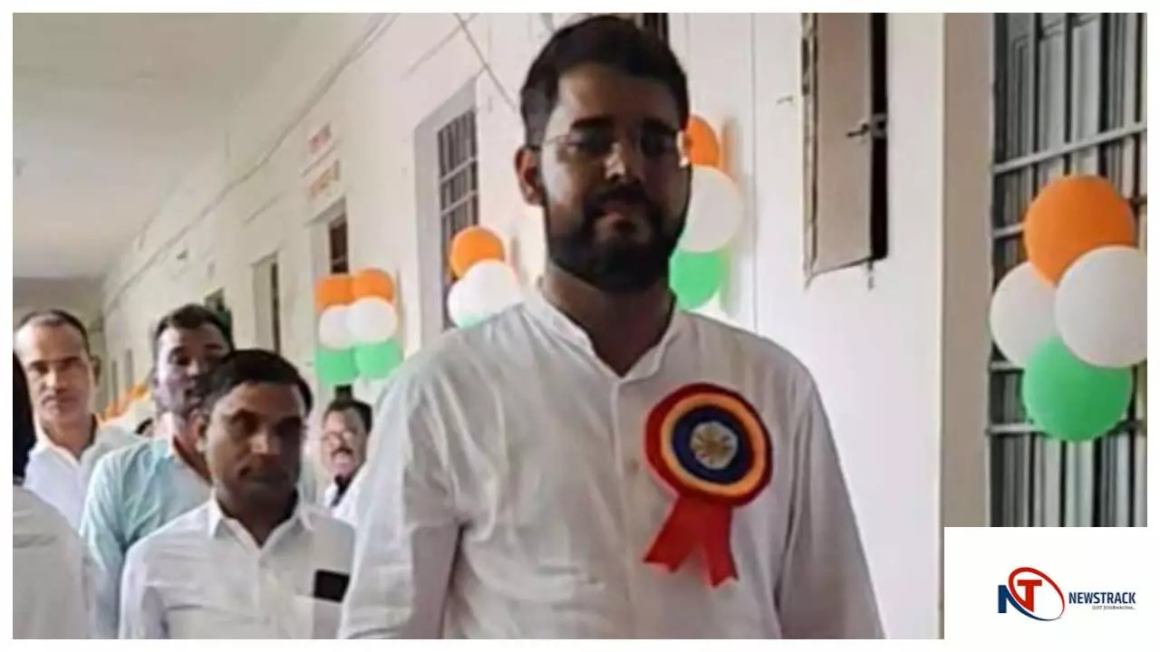 Azamgarh News : मुख्य निर्वाचन अधिकारी के आदेश पर आज़मगढ़ में तीन अधिकारियों का तबादला