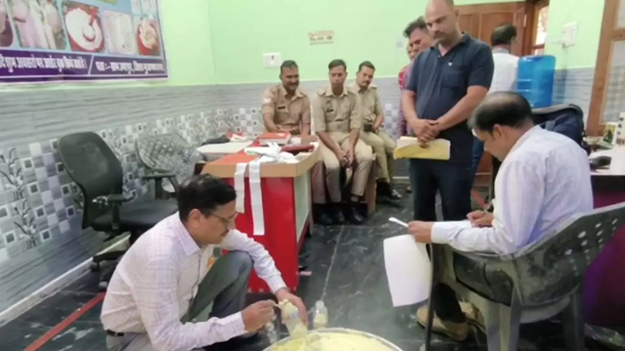 Food departments big action on Diwali, 28 quintals of adulterated goods destroyed
