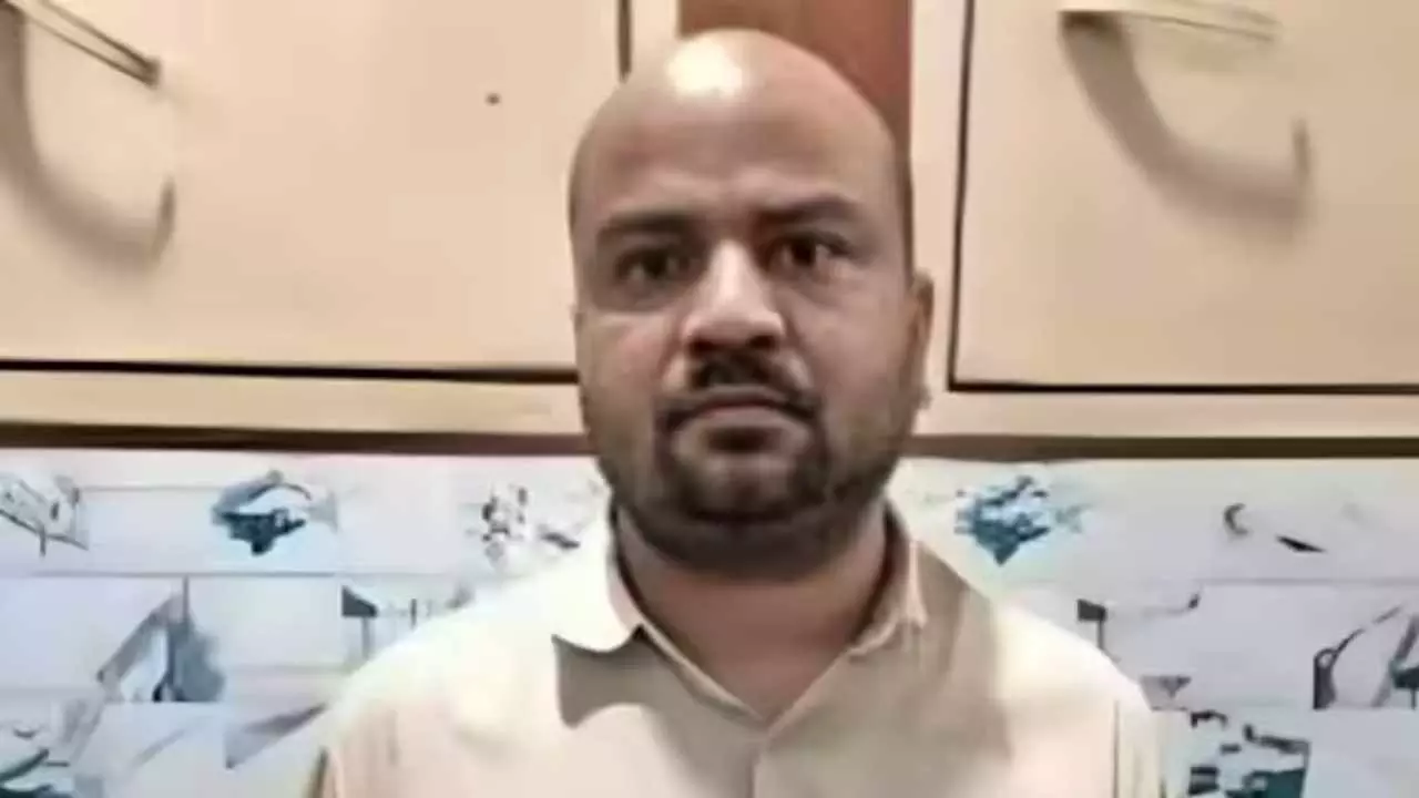 फर्जी IAS बनकर 80 करोड़ की ठगी करने वाला मास्टरमाइंड गिरफ्तार, 6 साल से पुलिस को दे रहा था चकमा