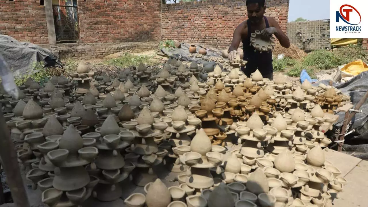 Lucknow News: अयोध्या दीपोत्सव में जगमगायेंगे लखनऊ के दीये, कुम्हार बोले: धन्यवाद योगी जी
