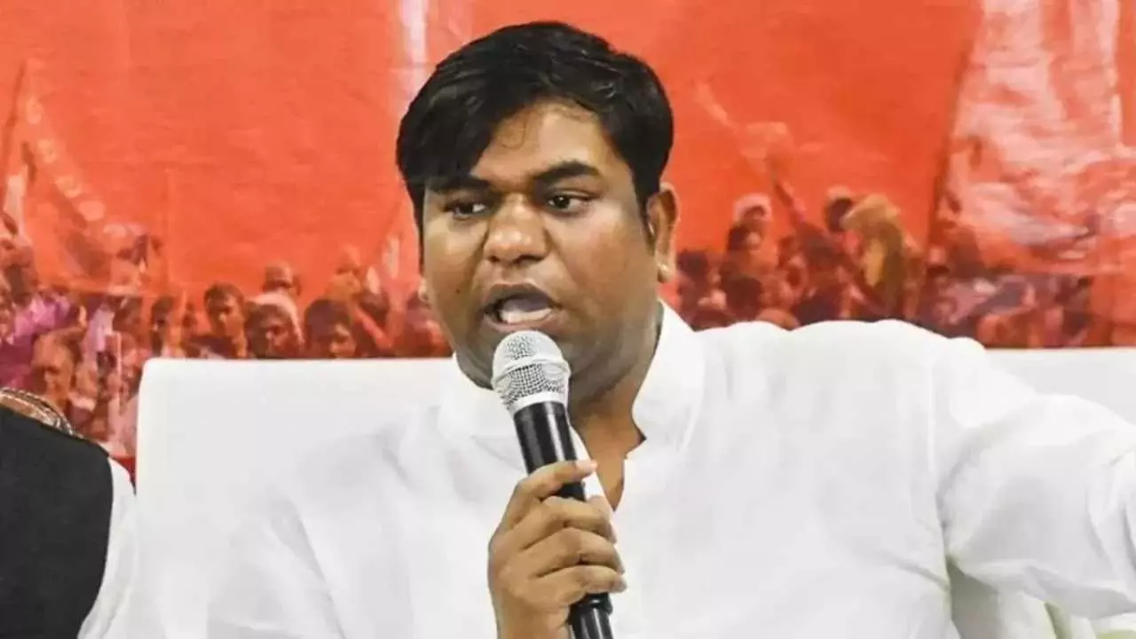 बस डिप्टी CM बनना... मुकेश सहनी ने आखिरी मिनट में लिया यू-टर्न, चुनाव लड़ने से किया इंकार, मचा बवाल