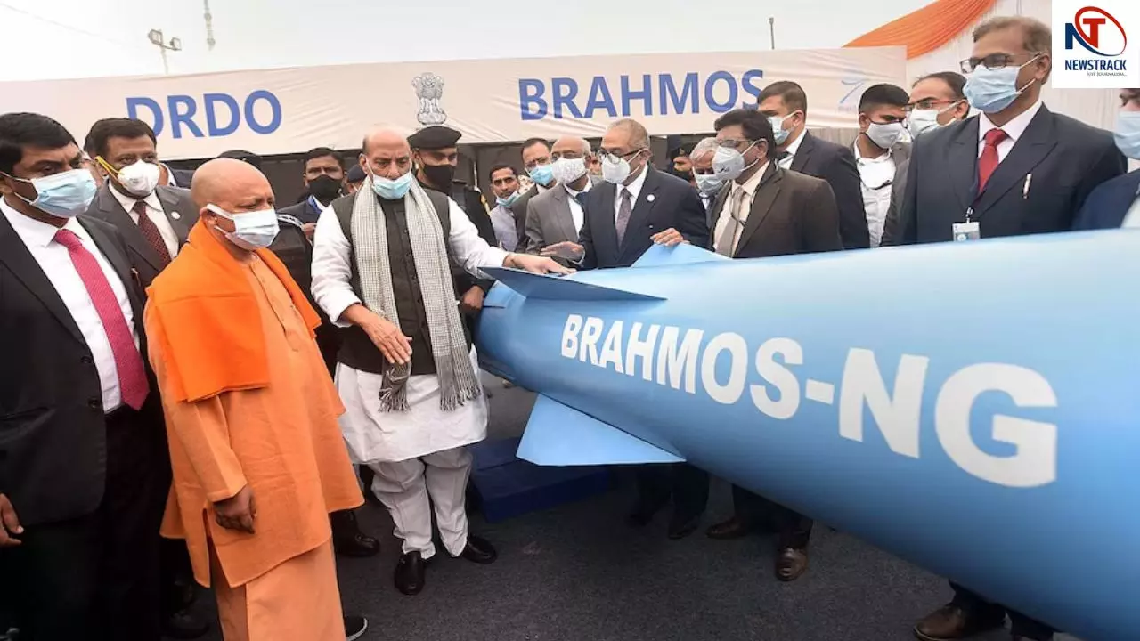 लखनऊ में ब्रह्मोस मिसाइलों का नया इतिहास: भारत की डिफेंस ताकत बढ़ी, पहली खेप रवाना