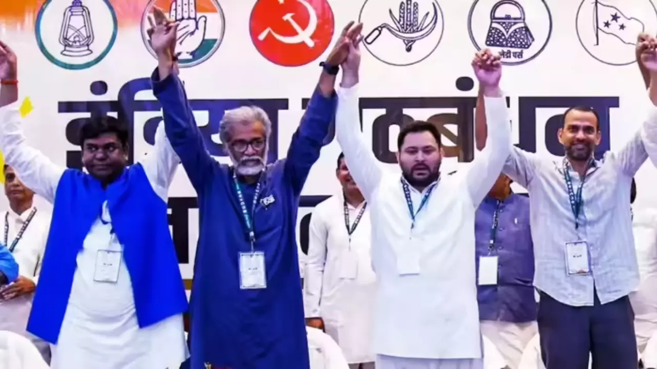 NDA की सरकार बनना तय! महागठबंधन में पड़ चुकी है फूट, एक दूसरे के खिलाफ ही उतार दिये उम्मीदवार