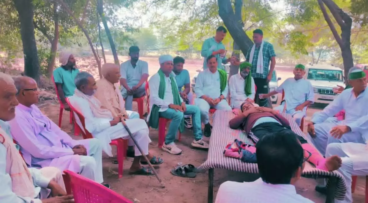 Aligarh: BKU Spokesperson Visits Farmer Sonu After Fake Encounter