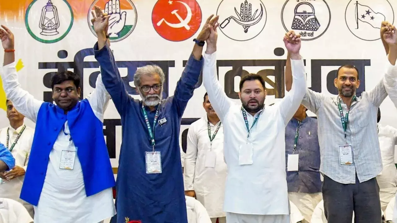 महागठबंधन में सिर-फुटौव्वल जारी, नामांकन में बचे कुछ ही घंटे फिर भी सीट शेयरिंग को लेकर मारामारी तेज