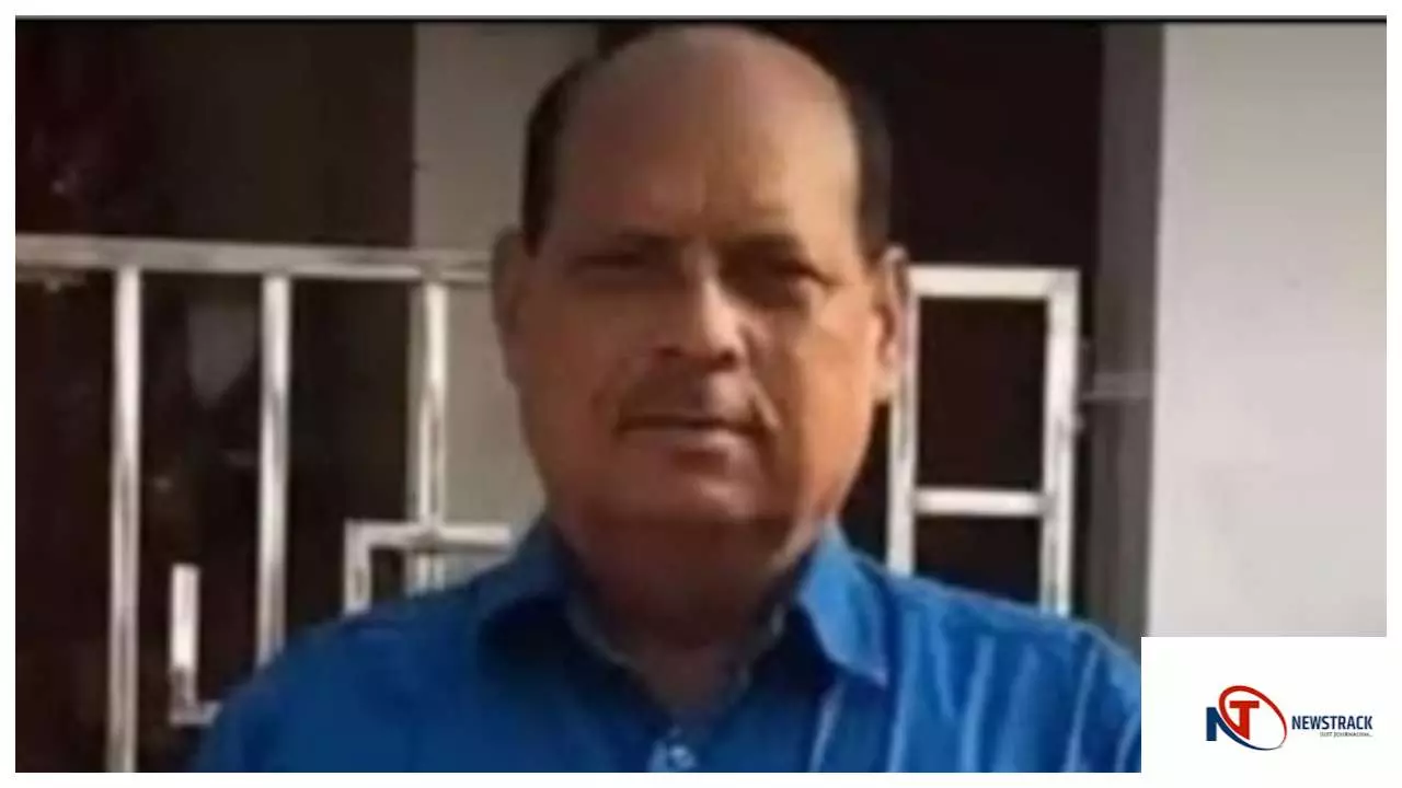 Azamgarh News : स्कूल के कमरे में फंदे से लटका मिला प्रधानाचार्य का शव, क्षेत्र में सनसनी