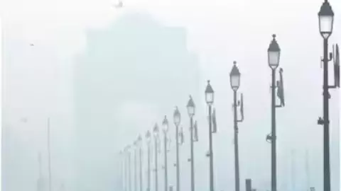 Weather Today Update: हवा हुई जहरीली...550 के पार AQI, जल रहीं आंखें, सांस लेने में हो रही दिक्कत