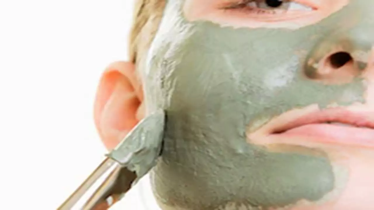 Neem Face Pack For Acne