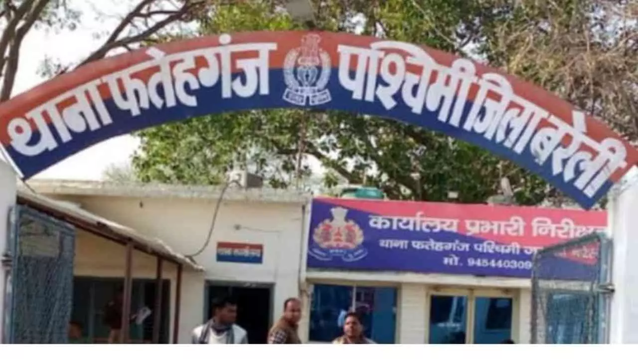 Bareilly News: अज्ञात वाहन ने पैदल चल रहे युवक को मारी टक्कर, मौके पर हुई दर्दनाक मौत