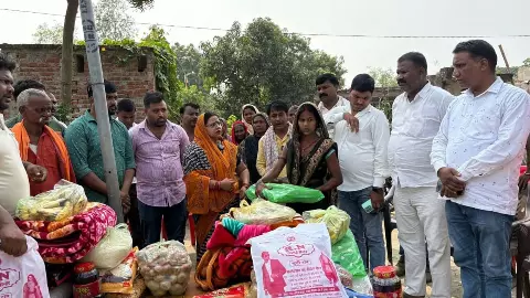 Chairman Rinku Mani comes forward to help fire victims