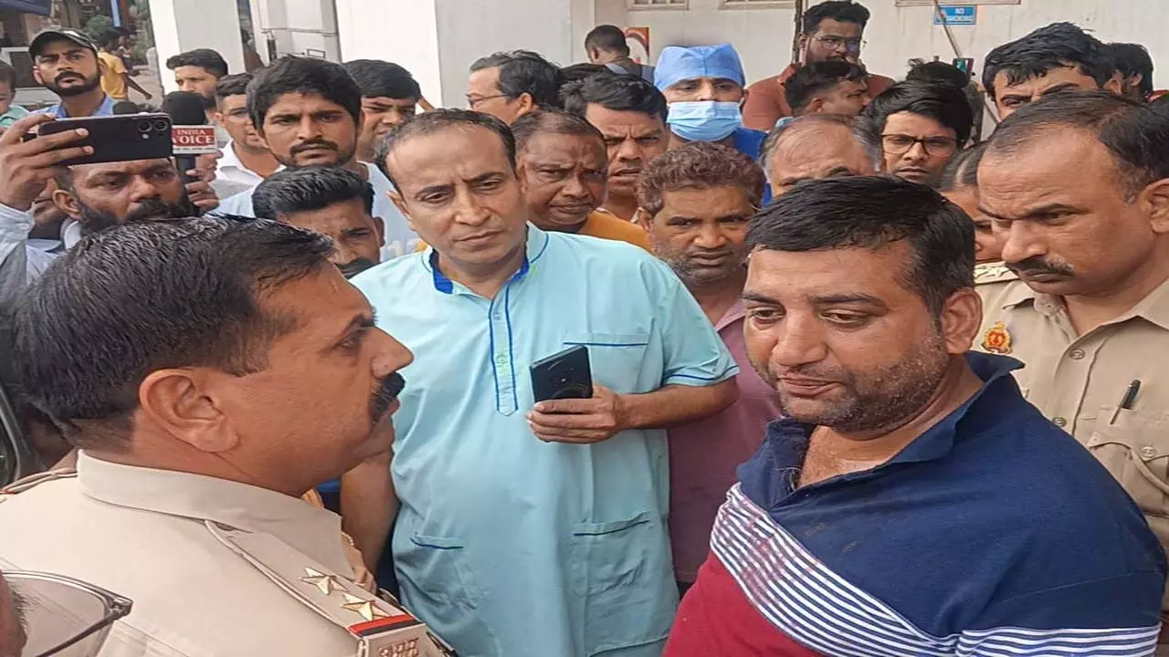 Hospital riots after death of patient, case filed against relatives Hospital riots after death of patient, case filed against relatives