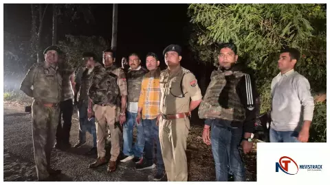 Shamli News : संजीव जीवा गैंग का शूटर व 1 लाख का इनामी बदमाश फैसल पुलिस मुठभेड़ में ढेर Shamli News : संजीव जीवा गैंग का शूटर व 1 लाख का इनामी बदमाश फैसल पुलिस मुठभेड़ में ढेर