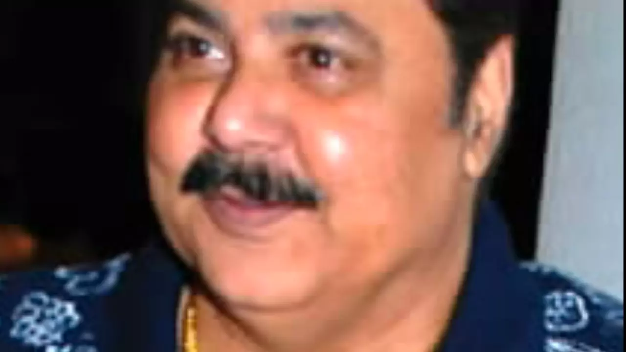 Satish Shah Biography Satish Shah Biography