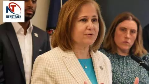 Ghazala Hashmi, US