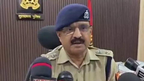 Moradabad News: मदरसे में छात्रा से वर्जिनिटी सर्टिफिकेट मांगने वाला आरोपी गिरफ्तार Moradabad News: मदरसे में छात्रा से वर्जिनिटी सर्टिफिकेट मांगने वाला आरोपी गिरफ्तार