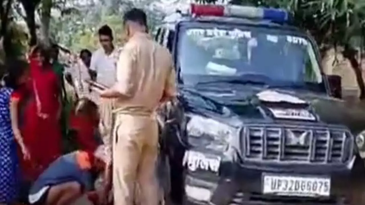 Brother threw ax on brothers throat Ramesh- Save Saheb Brother threw ax on brothers throat Ramesh- Save Saheb