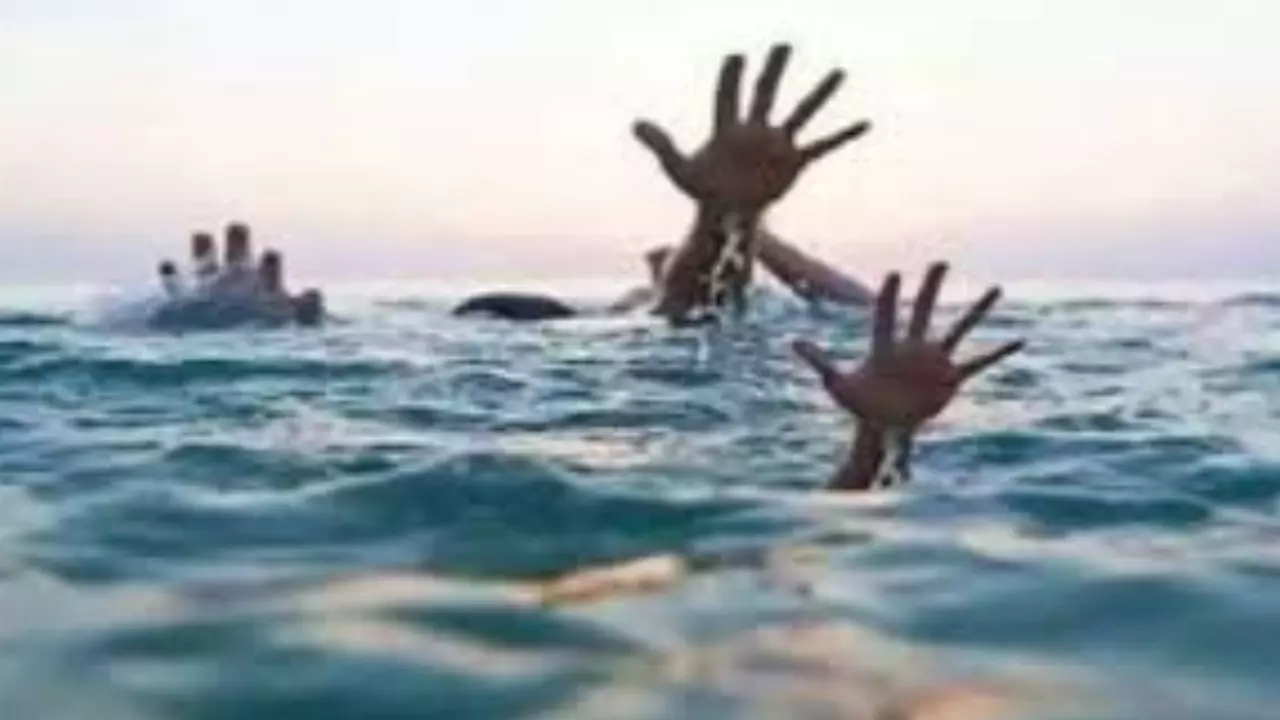 Two Teenagers Drown in Ganga at Chandauli, Two Teenagers Drown in Ganga at Chandauli,