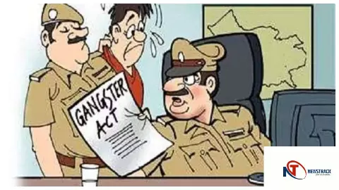 गैंगस्टर का शिकंजा: प्रॉपर्टी डीलर हत्याकांड समेत 10 कुख्यात अपराधियों पर पुलिस का बड़ा एक्शन गैंगस्टर का शिकंजा: प्रॉपर्टी डीलर हत्याकांड समेत 10 कुख्यात अपराधियों पर पुलिस का बड़ा एक्शन