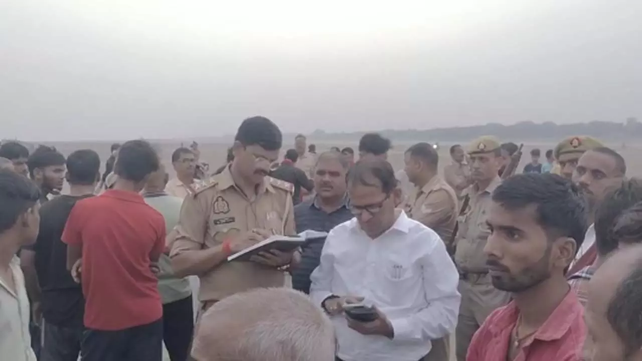 Five youths drowned, two killed while taking bath at Ganga Ghat Five youths drowned, two killed while taking bath at Ganga Ghat