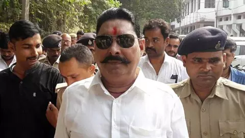 नीतीश नहीं, तो मैं भी नहीं! बाहुबली अनंत सिंह के ऐलान ने हिलाई सियासत, PK को दिया करारा जवाब