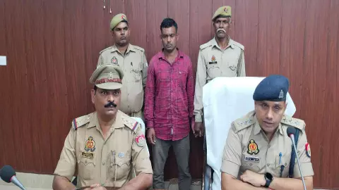 Chandauli News: चंदौली पुलिस ने 13 लाख का गांजा पकड़ा: एक तस्कर गिरफ्तार Chandauli News: चंदौली पुलिस ने 13 लाख का गांजा पकड़ा: एक तस्कर गिरफ्तार