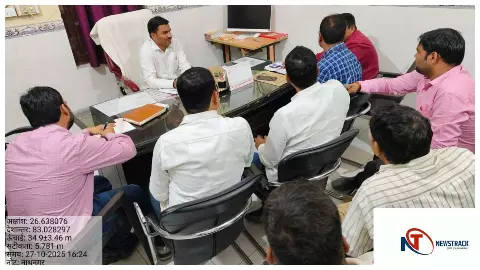 Sant kabir Nagar मनरेगा मजदूरों को सौ दिन का रोजगार सुनिश्चित करें, लापरवाह कर्मी रहें तैयार: बीडीओ